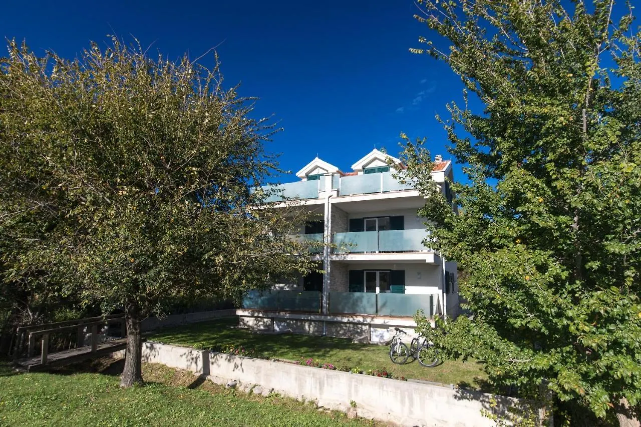 Apartments With A Parking Space Baska, Krk - 19674 Baška